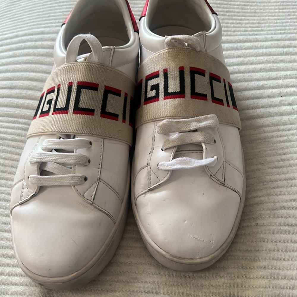 Used Gucci sneakers - Picture 2 of 4